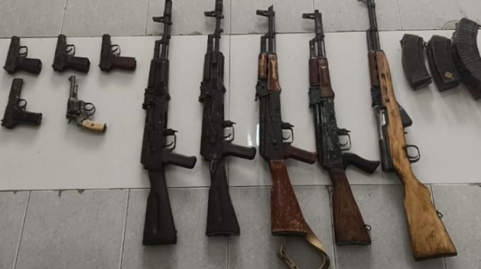 Polis ötən gün bir sıra odlu silahlar aşkarladı