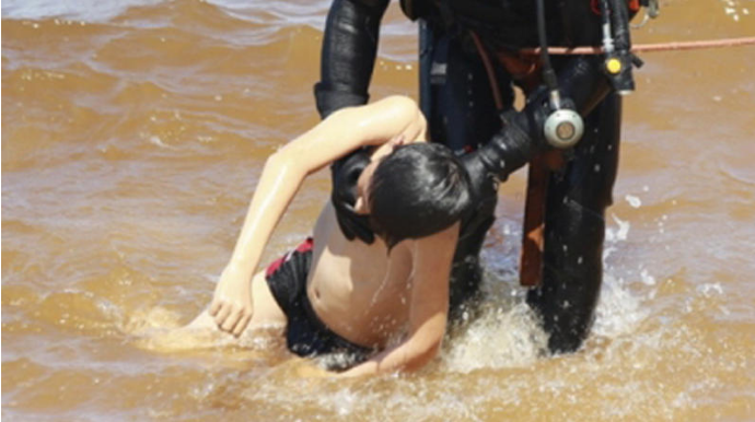 Dənizdə batan şəxsin meyiti tapıldı