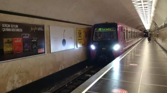 Metrodan istifadə edənlər üçün xoş xəbər verildi  - VİDEO 