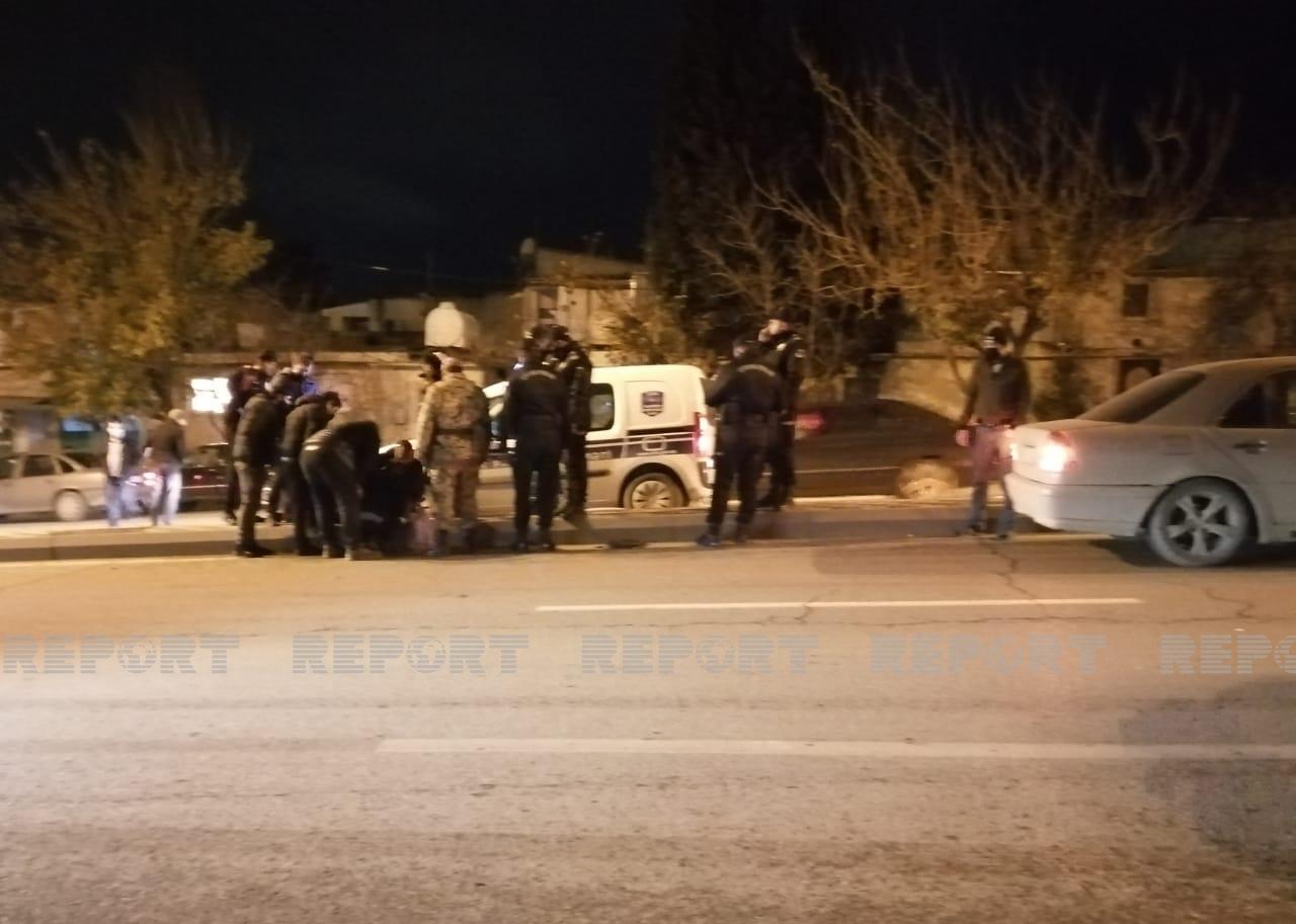 Bakıda avtomobil naməlum piyadanı vurdu - FOTO