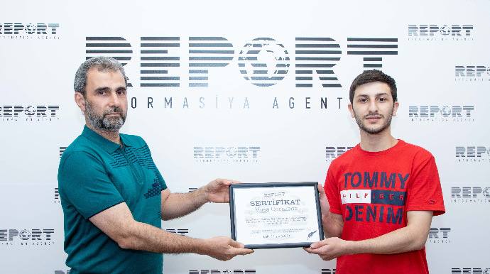 Report Media Məktəbini bitirən məzunlara sertifikatlar təqdim edilib