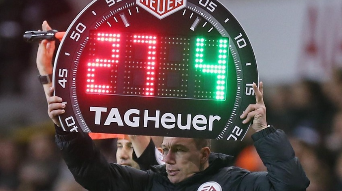 UEFA AVRO-2020-də 5 əvəzetməyə icazə verdi