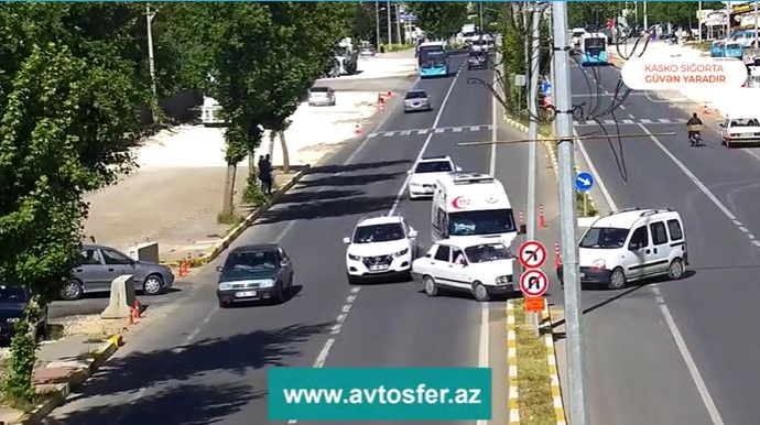 Təcili yardım maşını "Tofaş"ı belə əzdi - ŞOK GÖRÜNTÜLƏR   - VİDEO