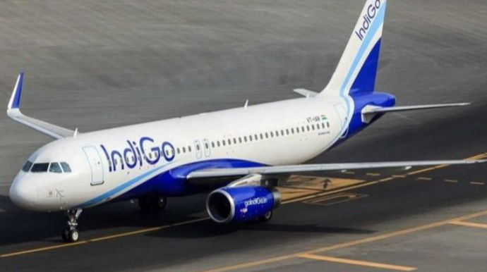 Hindistan aviaşirkəti ilk dəfə Bakı-Dehli marşrutu üzrə birbaşa uçuşlara başladı