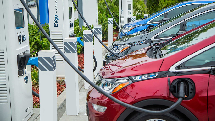 “Güzəştlər ekoloji təmiz avtomobillərə marağın artmasına müsbət təsir göstərəcək” - RƏYLƏR