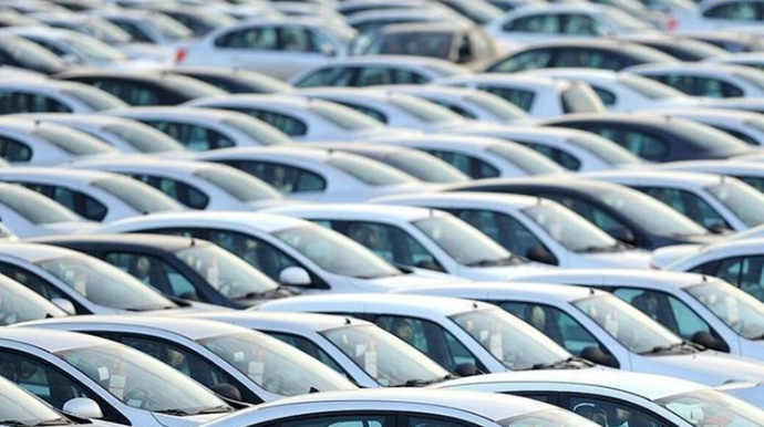Avtomobil satışları 2008-ci ildən bəri minimuma enib