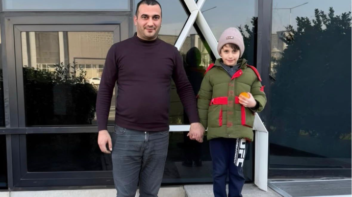 Anasından küsüb itən Səid atasına təhvil verildi - Anası danışdı   - VİDEO