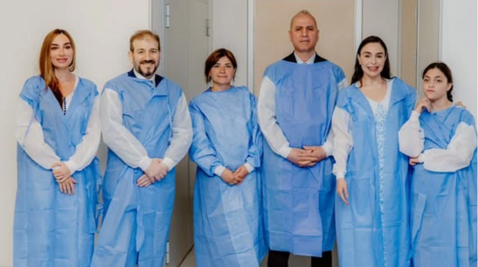 Leyla və Arzu Əliyevalar "Yeni Klinika"ya baş çəkiblər - FOTO