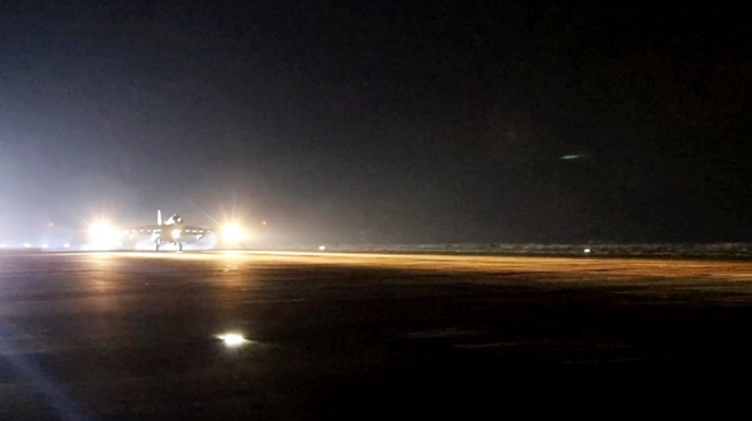 Azərbaycan HHQ-nin qırıcı təyyarələri gecə uçuşları keçirib - VİDEO