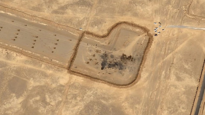 ABŞ təyyarələrinin yanmış qalıqları belə görüntüləndi - VİDEO