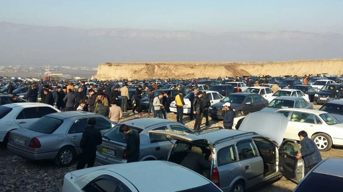 Gürcüstan 6 ildən köhnə avtomobillərin idxalını qadağan edir 