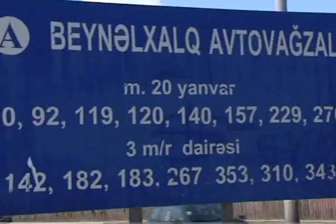 Avtovağzaldakı bu lövhə sərnişinləri çaşdırır - VİDEO