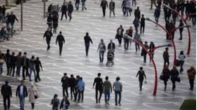 İctimai yerlərdə 5 nəfərdən artıq toplaşma qadağandır 