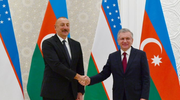 Şavkat Mirziyoyev İlham Əliyevə zəng etdi 