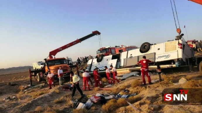 Avtobus aşıb, ölənlər və yaralananlar var 