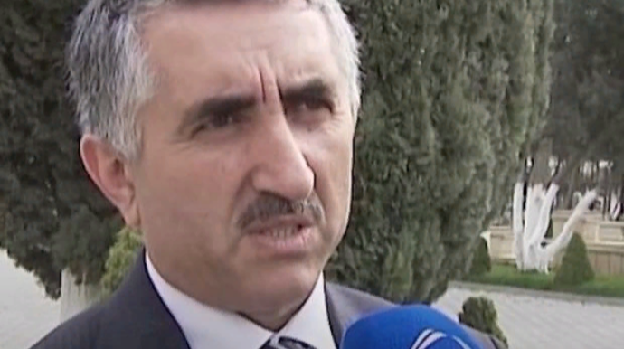 Neft kəmərlərinin ətrafını zəbt edən məmur və aldanmış vətəndaş  - FOTO