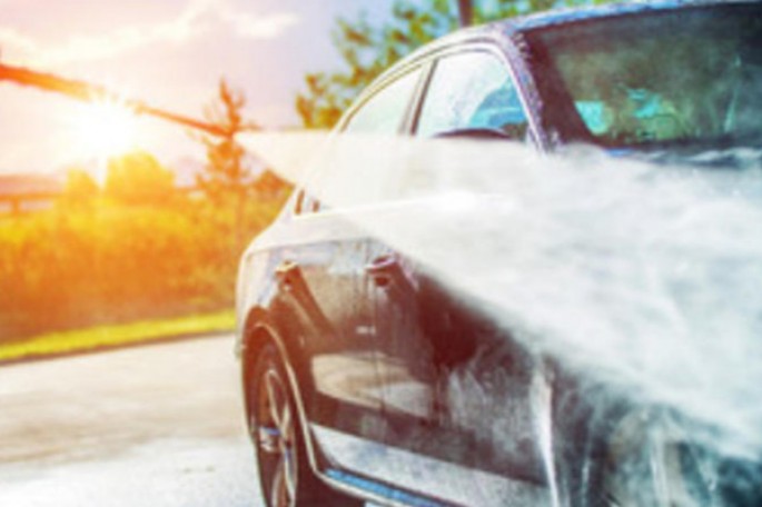 Avtoyuma məntəqəsində yeniyetməni tok vurub öldürdü