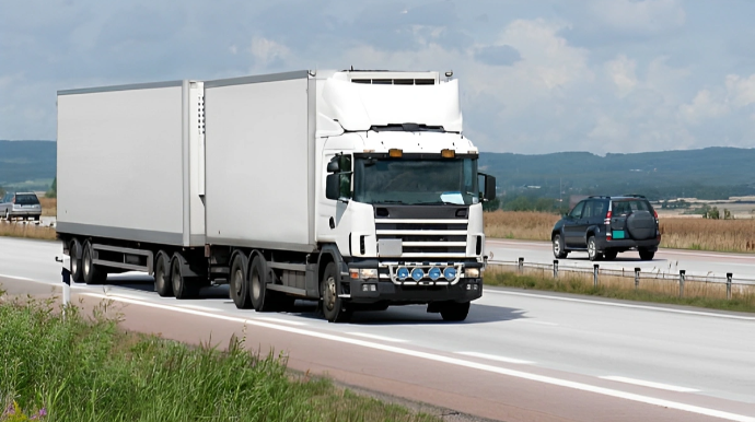 Yük avtomobillərinin sürücüləri kütləvi şəkildə cərimələnirlər - VİDEO