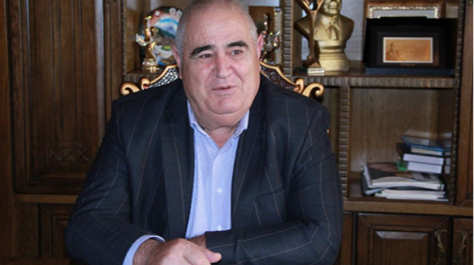 “Liftə minənlərdən birinin 150 kq çəkisi var” - "Şərurlu" İsfəndiyar 