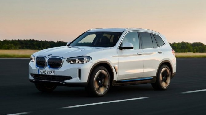 BMW iX3  выходит на глобальный рынок  - ФОТО