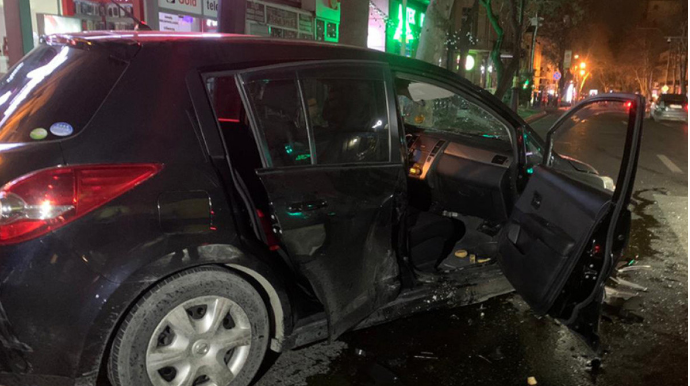 Bakıda avtomobil aşıb, bir ailənin beş üzvü xəsarət alıb - FOTO - VİDEO