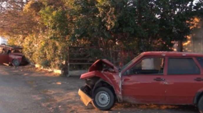 Tovuzda iki "VAZ" toqquşdu: bir ölü, beş yaralı   - VİDEO