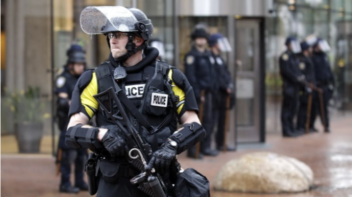 Ad günü məclisində atışma - 4 ölü, 20 yaralı  