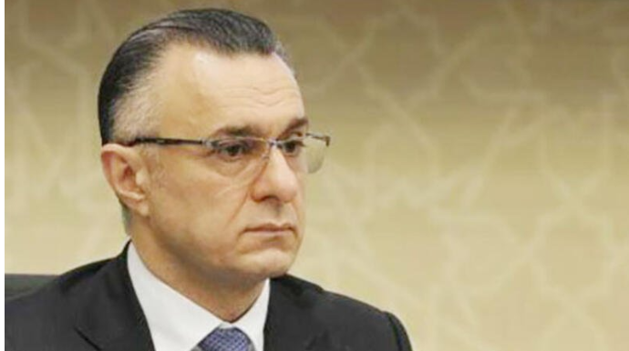 Nazir onu işdən çıxardı