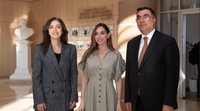 Arzu Əliyeva Bakı Ali Neft Məktəbində - FOTOLAR 