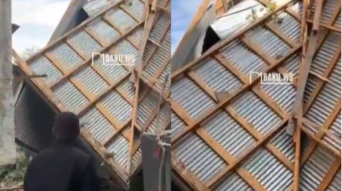Güclü külək Xırdalanda binanın dam örtüyünü uçurdu   - VİDEO