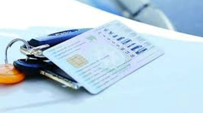 Neçə yaşdan sonra sürücülük vəsiqəsi verilmir? - RƏSMİ 