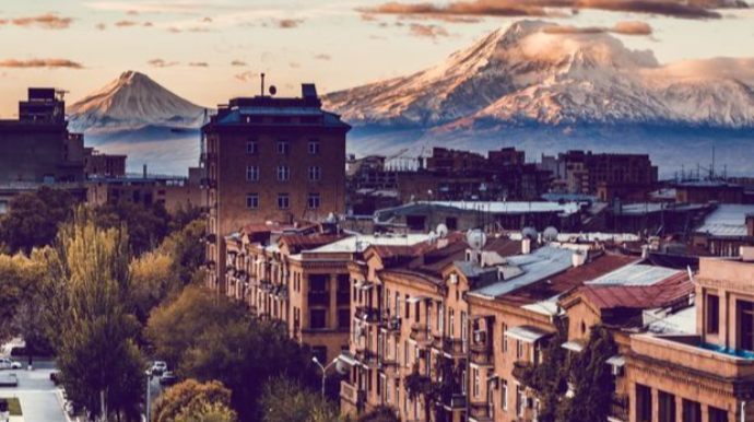 Чтобы покрыть ущерб, нанесенный Армении, потребуются десятилетия - КОММЕНТАРИЙ 