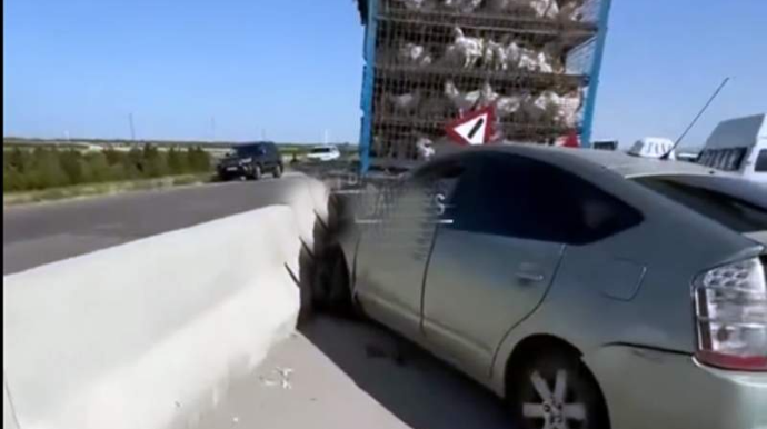 Bakı-Quba yolunda qəza - 2 nəfər xəsarət alıb - VİDEO