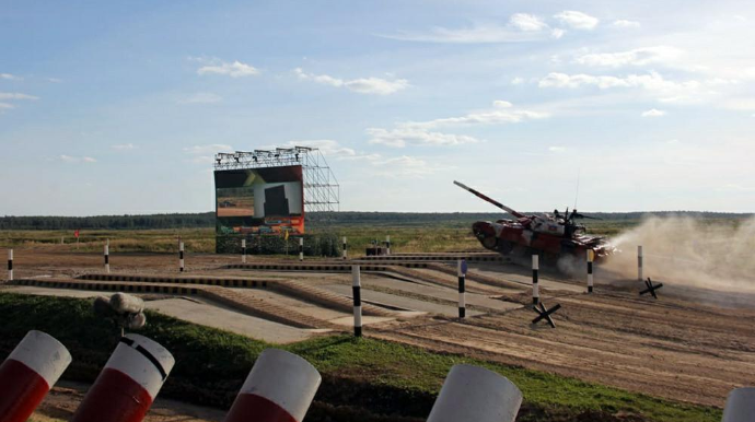 Azərbaycan tankçıları müsabiqədə hədəfləri sərrastlıqla məhv ediblər - VİDEO