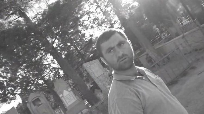 Azərbaycanda molla çəkiliş qrupuna hücum etdi - VİDEO 