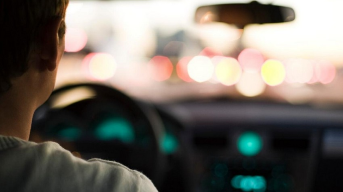 Yol polisinin saxladığı şüphəli sürücünün üzərində marixuana aşkar edildi   - FOTO