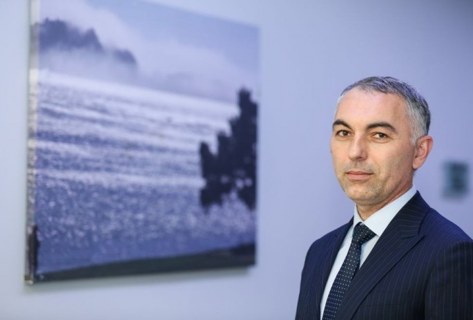 Ekspert:                               "Bəzi insanlar yol infrastrukturu dedikdə təkcə avtomobil yolunu nəzərdə tutur" 