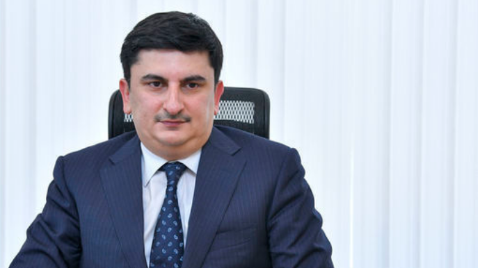 Вугар Бейбутов: Более 4 300 семей шехидов и инвалидов войны обеспечены частными домами