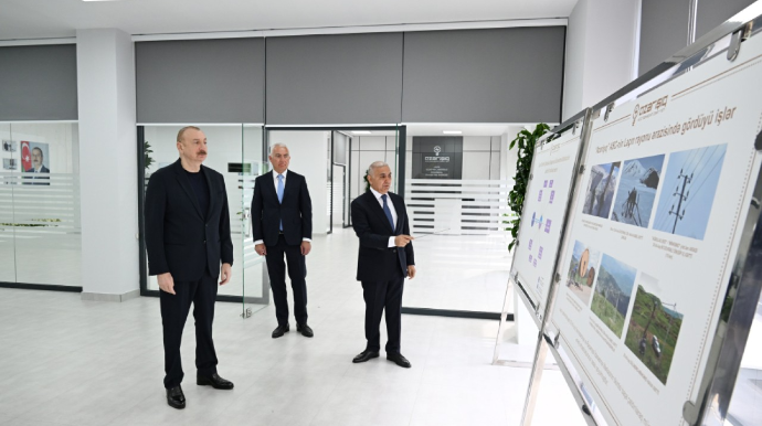 Prezident Laçın Elektrik Şəbəkəsi Rəqəmsal İdarəetmə Mərkəzinin açılışında - FOTO