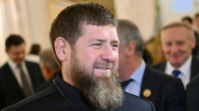 Kadırov Çeçenistanın qəhrəmanı oldu