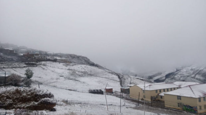 Azərbaycanın kəndlərinə qar yağdı - FOTO/VİDEO 