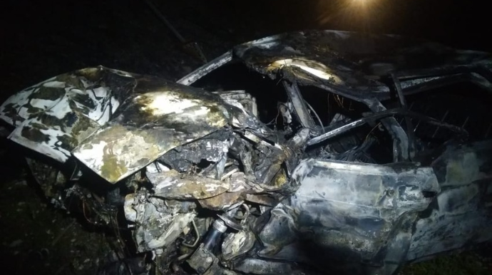 Qaxda minik avtomobili və mikroavtobus toqquşub - FOTO