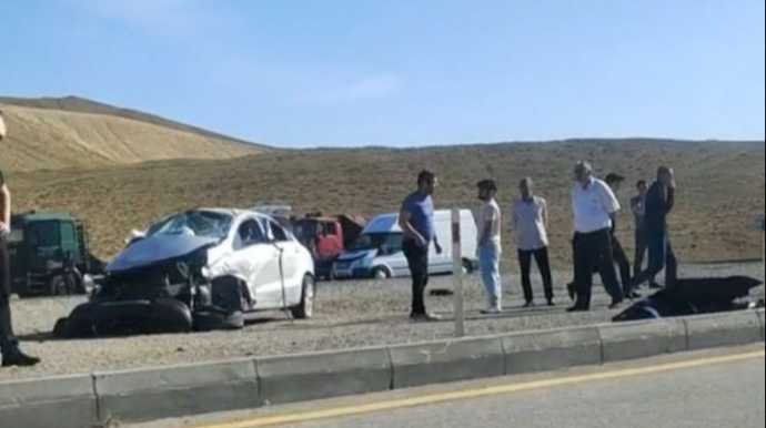 Qobustanda ağır yol qəzası:  1-i azyaşlı olmaqla 5 nəfər ölüb  - YENİLƏNİB - VİDEO