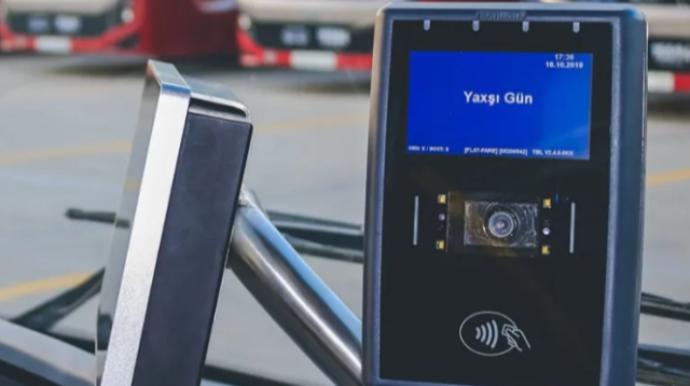 Bu avtobuslar nağdsız ödəniş  sisteminə keçib