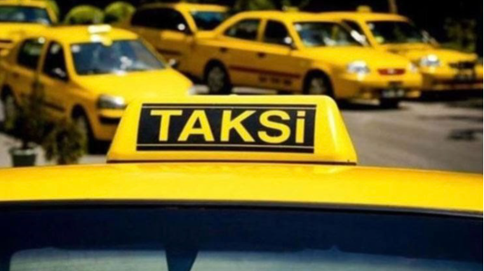 Taksi nişanından istifadə olunmalıdır? - NƏQLİYYAT EKSPERTİ DANIŞDI 