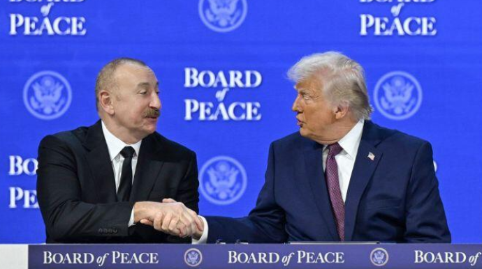 Davosda İlham Əliyevlə Donald Tramp arasında səmimi dialoq - VİDEO 