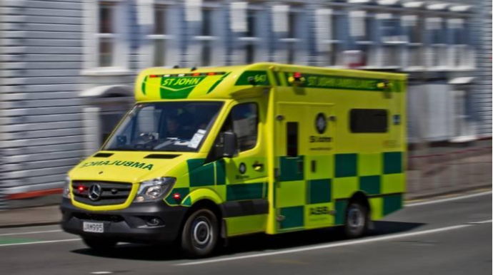 Yeni Zelandiyada ağır yol qəzası olub, 5 nəfər ölüb