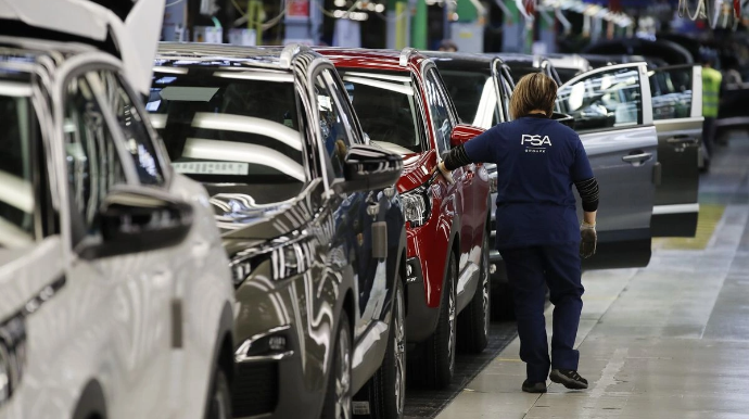 Çindən "Ford" , "BMW"  və "Mercedes"ə  zərbə