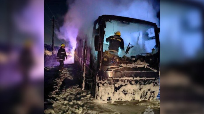 Salavat şəhərində sərnişin avtobusu yandı