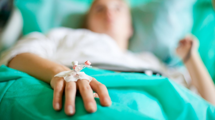 Bakıda 17 yaşlı gənc qızı avtomobil vurub